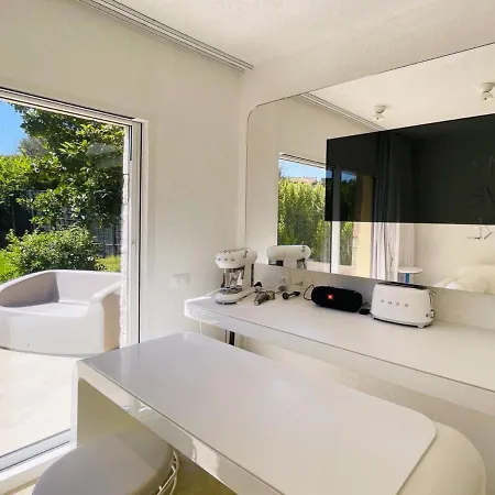 Ferienhaus House Boat Small By Interhome *