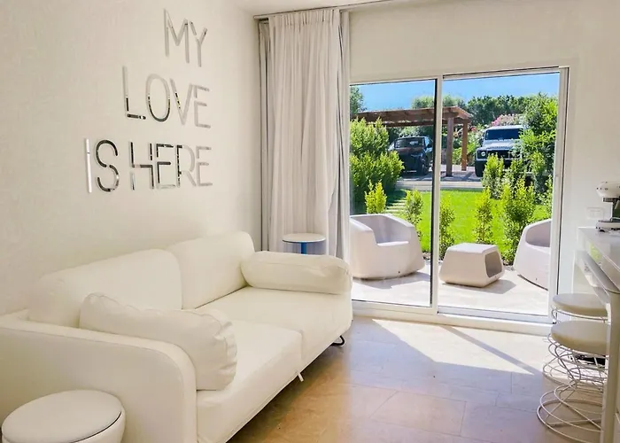House Boat Small By Interhome San Teodoro
